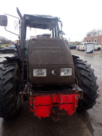 salg af Valtra 8150 tractor