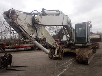 salg af zerlegte Bagger Liebherr R912 