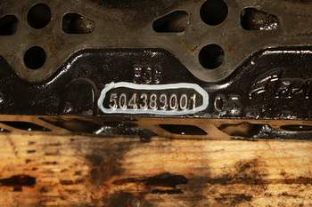 salg af New Holland T4.55  Cylinder Head