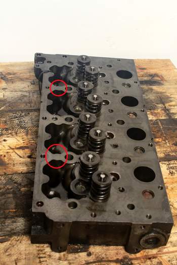 salg af New Holland T4.55  Cylinder Head