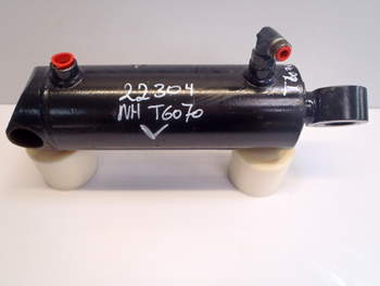 salg af New Holland T6070 LEFT Lift Cylinder