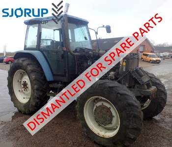 salg af New Holland 8360 tractor