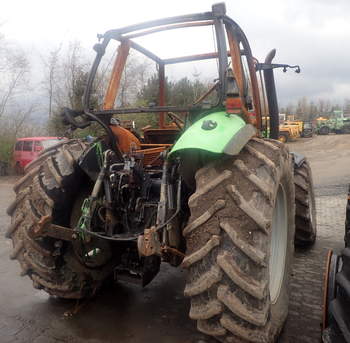 salg af Deutz-Fahr Agrotron 106 traktor