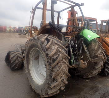 salg af Deutz-Fahr Agrotron 106 traktor