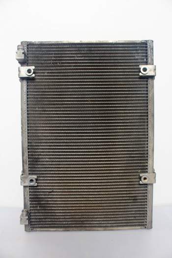 salg af Massey Ferguson 6485  Condenser