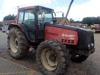 salg af Valmet 8100 traktor