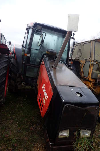 salg af Valmet 8100 traktor