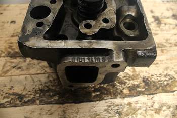 salg af Lamborghini Champion 135  Cylinder Head