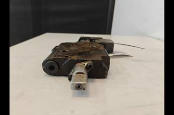 salg af Fjernudtagsventil Case CVX130