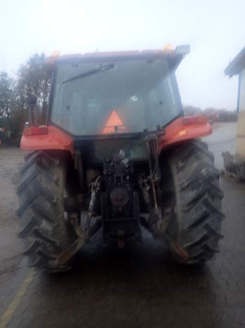 salg af New Holland TL90 tractor