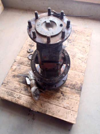 salg af New Holland TL90 RIGHT Rear Axle