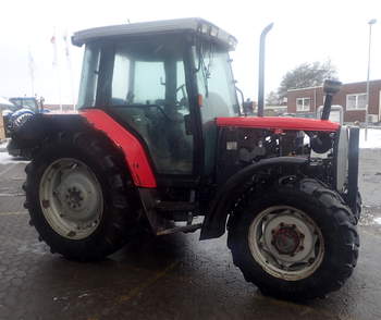 salg af Massey Ferguson 6130 traktor