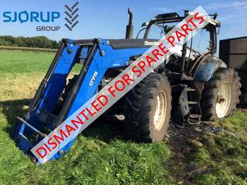 salg af New Holland T7030 traktor