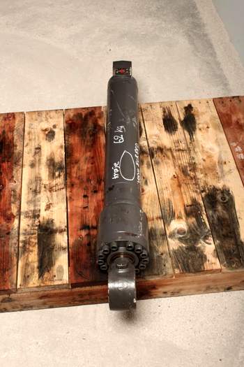 salg af Volvo ECR88 D  Hydraulic Cylinder