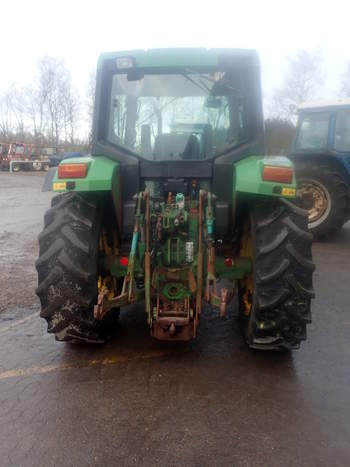 salg af John Deere 6300 traktor