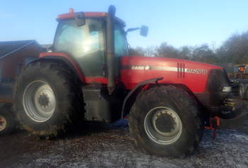 salg af Case MX270 traktor