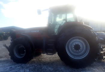 salg af Case MX270 tractor