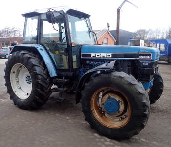 salg af Ford 8340 traktor