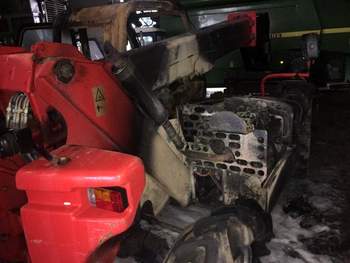 salg af Teleskoplastare Massey Ferguson 8937 