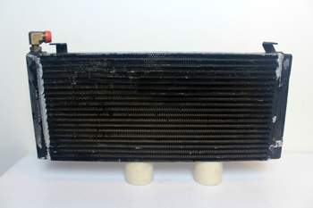 salg af Valtra S280  Oil Cooler