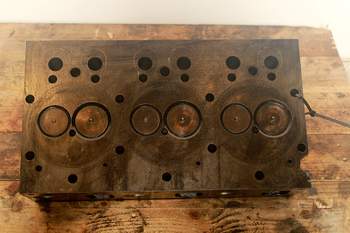 salg af Valtra S280  Cylinder Head