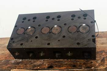 salg af Valtra S280  Cylinder Head