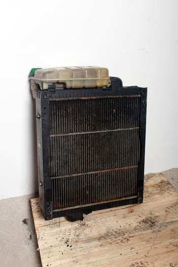 salg af John Deere 6300  Water Radiator