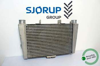 Intercooler Renault Ares 836 