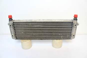 salg af Renault Ares 836  Oil Cooler