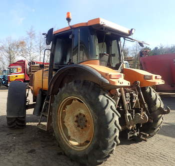 salg af Renault Ares 816 traktor