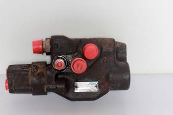 salg af Case Maxxum 5140  Hydraulic trailer brake valve