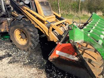 salg af zerlegte Baggerlader New Holland 95 