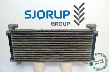 Challenger MT665C  Oil Cooler