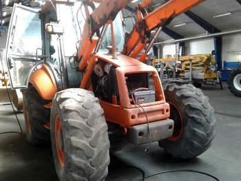 salg af Traktorgrävare Hitachi FB200 