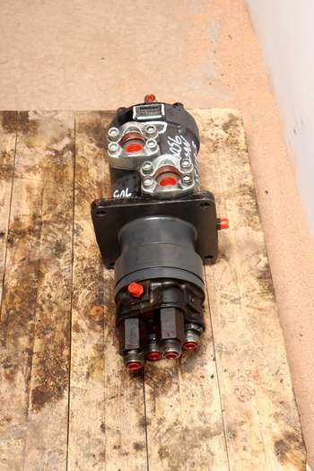 salg af Doosan Daewoo DX235LCR-5  Hydraulic Swivel Joint