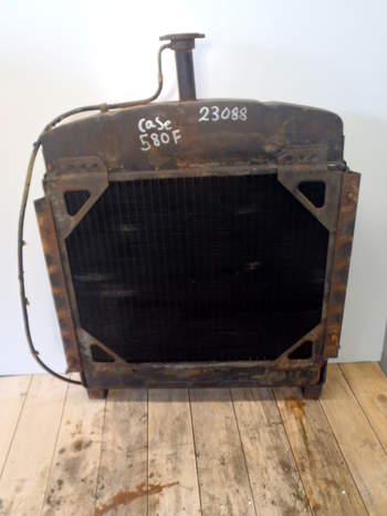 salg af Wasserkühler Case 580 F 