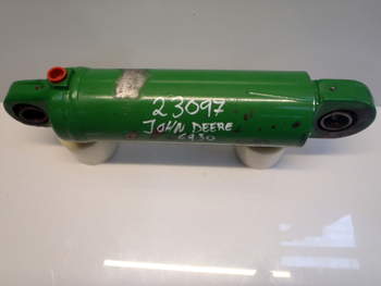 salg af John Deere 6930  Lift Cylinder