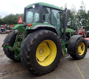 salg af John Deere 6900 traktor