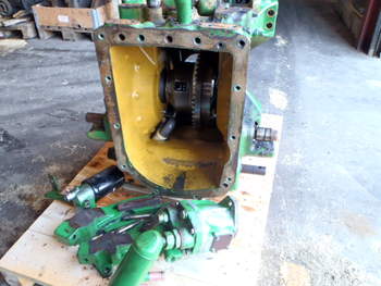 salg af John Deere 6900  Rear Transmission