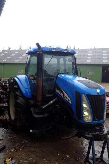 salg af New Holland TG285 traktor