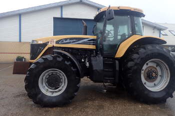 salg af Challenger MT665B tractor