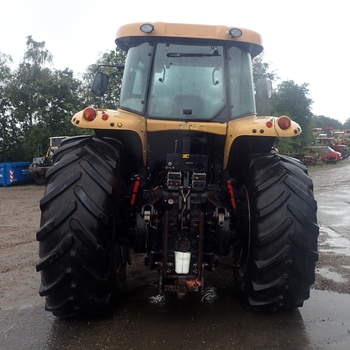 salg af Challenger MT665B traktor