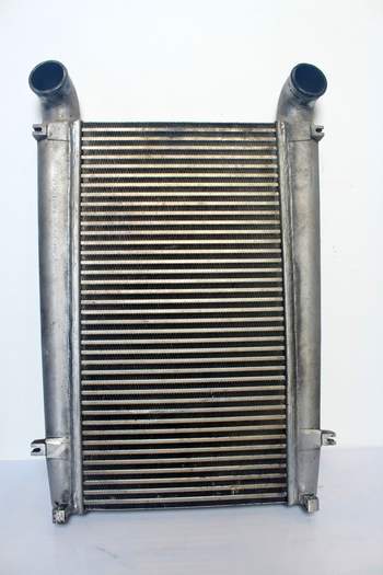 salg af Intercooler Challenger MT665B 