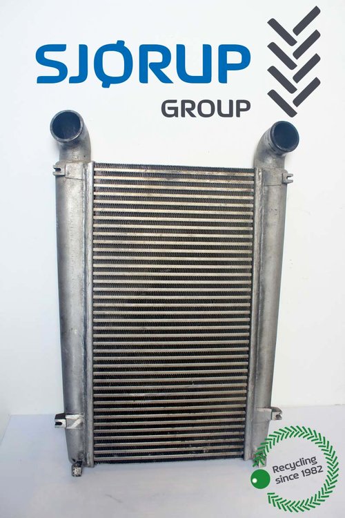 salg af Challenger MT665B  Intercooler