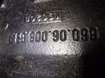 salg af Challenger MT665B RIGHT Rear Half Axle