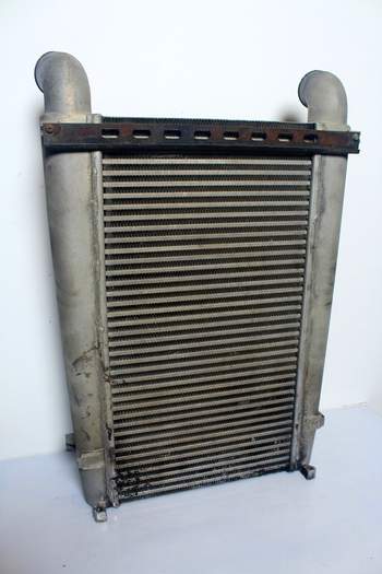 salg af Intercooler Challenger MT665B