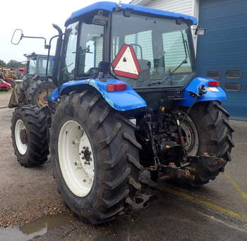 salg af New Holland TL90 traktor