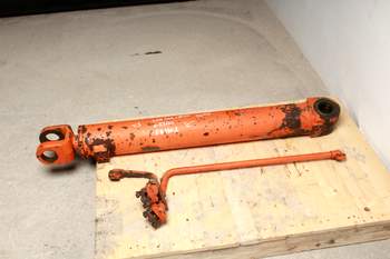 salg af Hitachi FR130.2  Hydraulic Cylinder