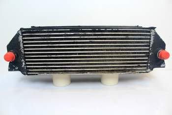 salg af New Holland LM425A  Oil Cooler