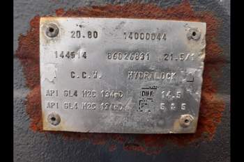 salg af Forakselrør New Holland 8870 A